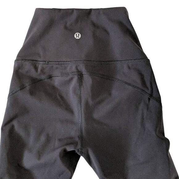 lululemon Anew Crop Leggings Perforated Laser 2 21 - Picture 1 of 9